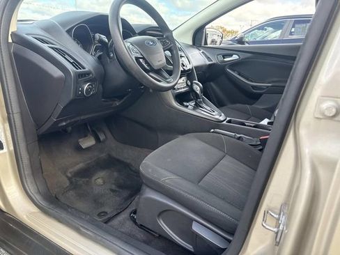 Used 2018 Ford Focus SEL image 18