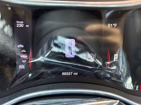 Used 2019 Dodge Durango SXT RWD image 12
