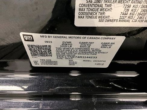 Used 2024 Chevrolet Silverado 2500 LT w/ All Star Edition image 38