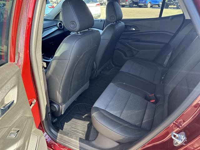 Certified 2024 Chevrolet Trax LT w/ Driver Confidence Package FWD image 24