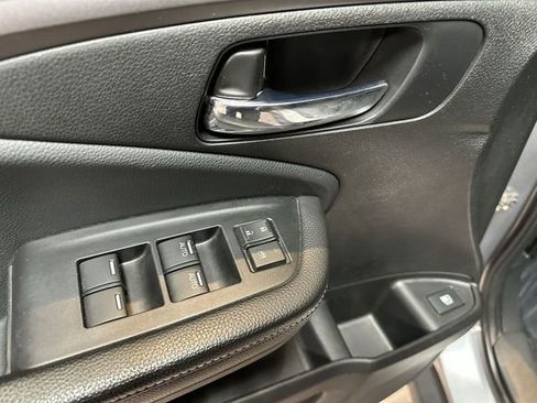 Used 2019 Honda Ridgeline Sport image 17