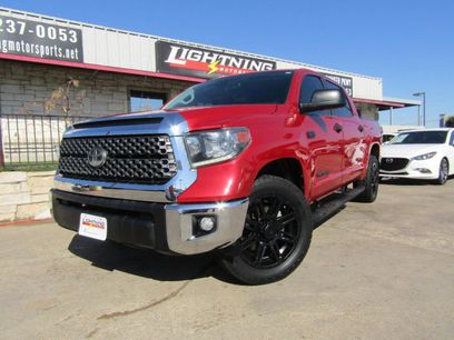 Used 2018 Toyota Tundra SR5 w/ SR5 Upgrade Package