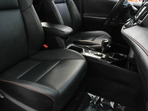 Used 2017 Toyota RAV4 SE AWD/4WD image 25