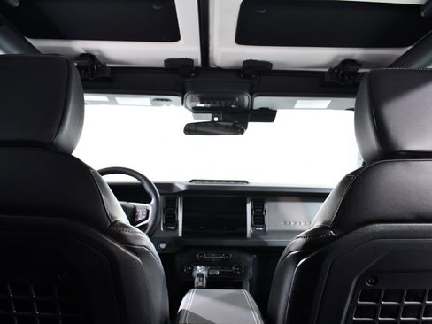 New 2025 Ford Bronco Badlands image 17