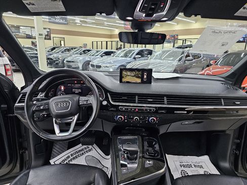 Used 2018 Audi Q7 3.0T Premium Plus w/ Premium Plus Package image 32