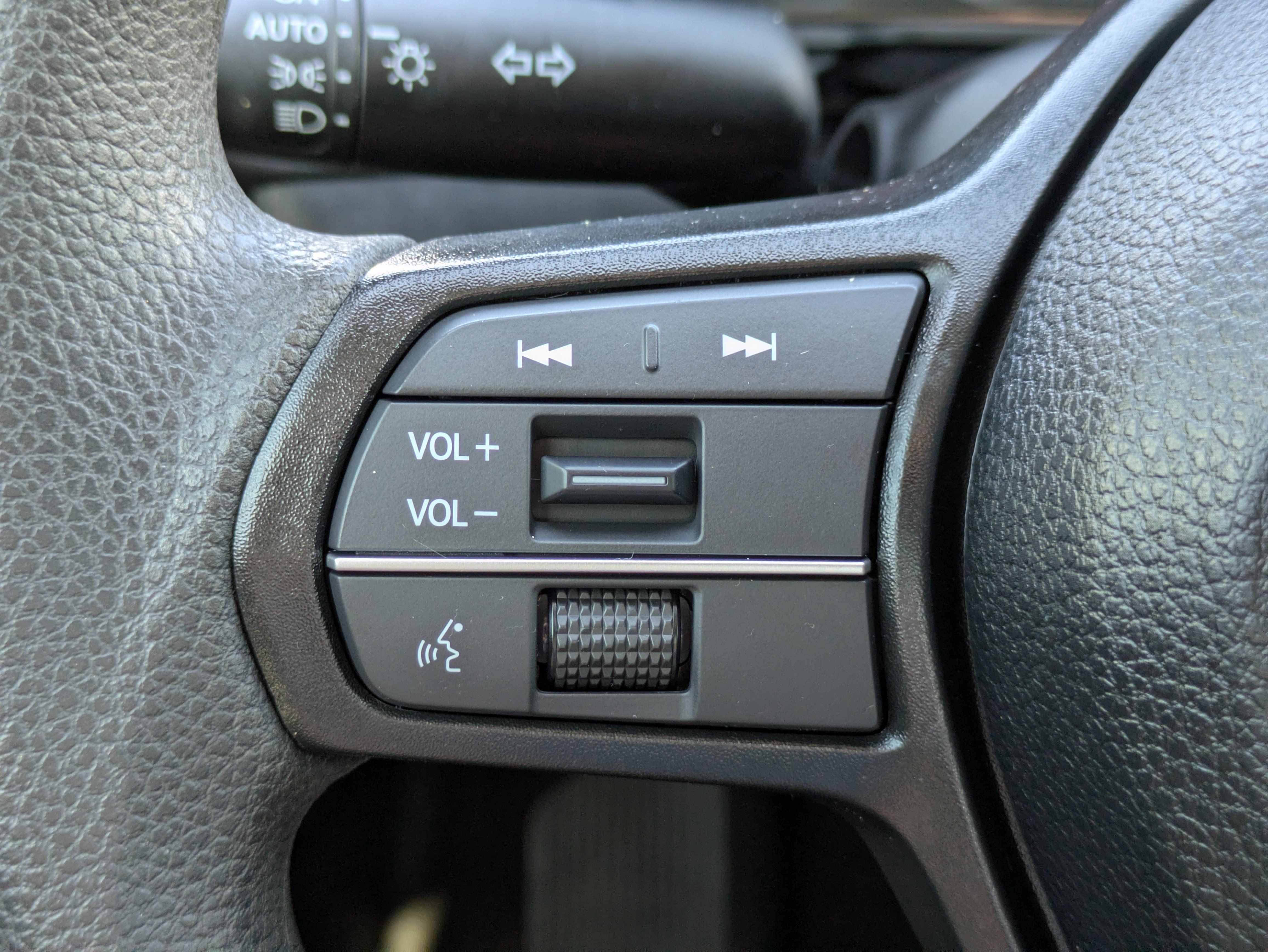 Used 2025 Honda Accord SE image 23