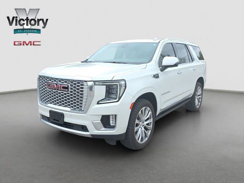 Used 2022 GMC Yukon Denali AWD/4WD image 3