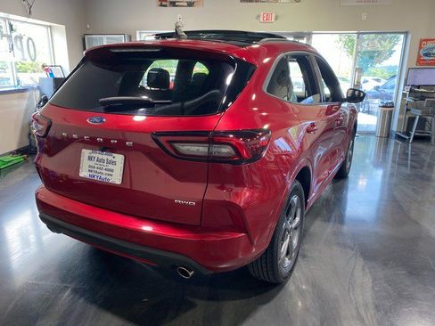 Used 2023 Ford Escape ST-Line w/ Tech Pack #1 AWD/4WD image 8