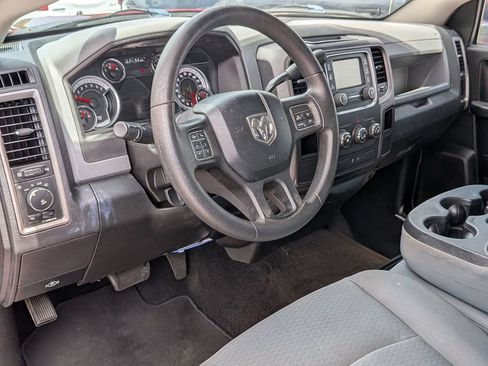 Used 2013 RAM 1500 Express RWD image 25