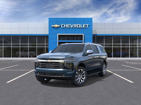 New 2026 Chevrolet Suburban Premier w/ Sun And Tow Package AWD/4WD image 32