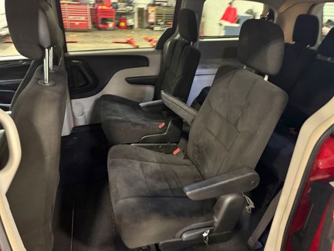 Used 2012 Dodge Grand Caravan Crew w/ Crew Value Pkg image 46