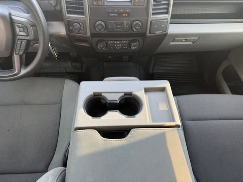 Certified 2022 Ford F250 XL w/ STX Appearance Package image 5