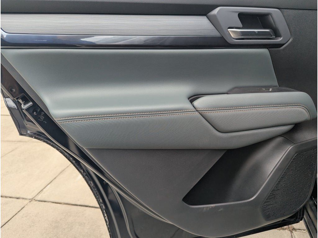 New 2026 GMC Terrain AT4 w/ Technology Package II AWD/4WD image 16