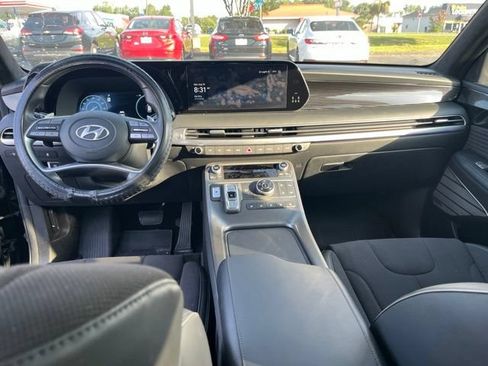 Used 2025 Hyundai Palisade Calligraphy AWD/4WD image 16