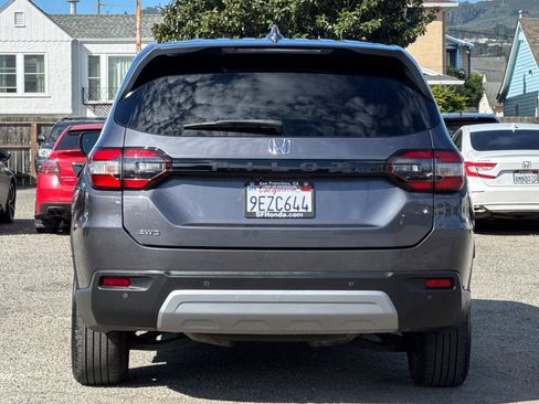 Certified 2023 Honda Pilot EX-L image 5