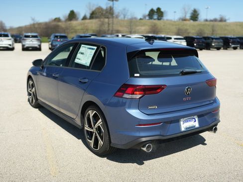 New 2026 Volkswagen GTI SE FWD image 5
