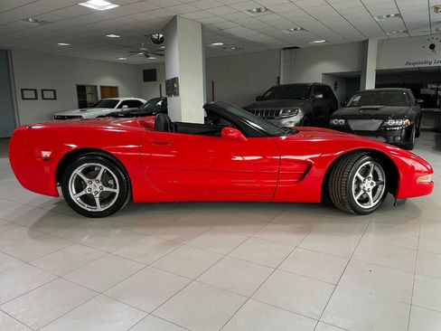 Used 2002 Chevrolet Corvette Convertible w/ Preferred Equipment Group2 image 8