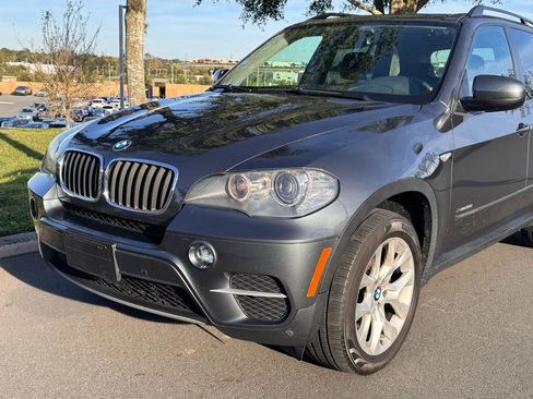 Used 2011 BMW X5 xDrive35i image 5