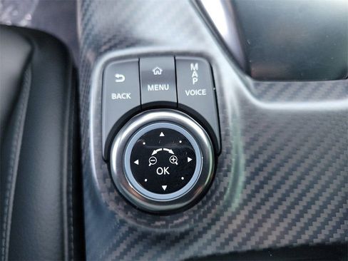 Used 2024 Nissan GT-R Premium w/ Premium Interior Package image 15