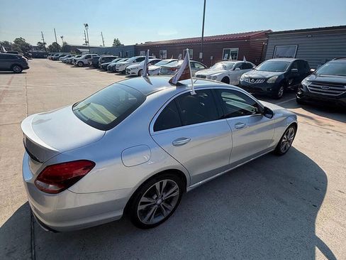 Used 2017 Mercedes-Benz C 300 Sedan image 25