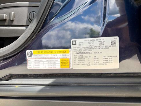 Used 2015 Chevrolet Traverse LT w/ Traveler's Package FWD image 32