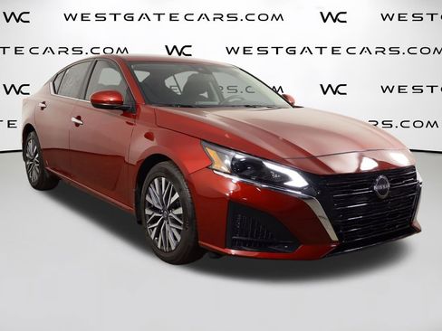 Used 2023 Nissan Altima 2.5 SV image 42