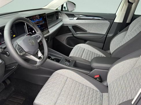 New 2026 Volkswagen Tiguan S FWD image 25