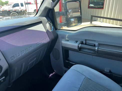 Used 2016 Ford F250 XLT AWD/4WD image 16