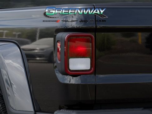 New 2026 Jeep Gladiator Sahara image 9