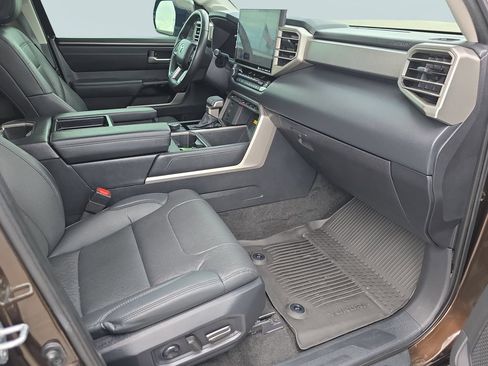 Used 2024 Toyota Tundra Limited AWD/4WD image 33