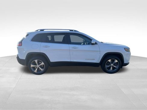Used 2019 Jeep Cherokee Limited image 9