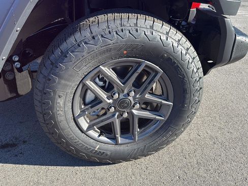 New 2026 Jeep Wrangler Unlimited Sport AWD/4WD image 11
