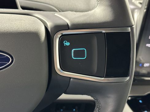 New 2025 Ford Expedition Active image 20