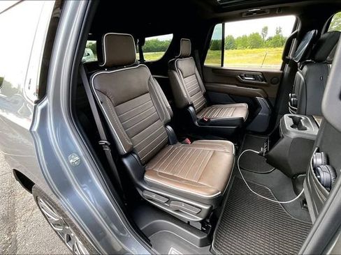 Used 2026 GMC Yukon Denali Ultimate AWD/4WD image 25