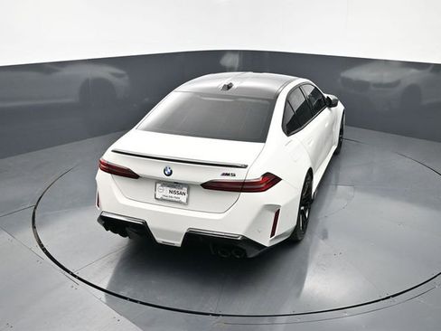 Used 2025 BMW M5 w/ Carbon Package AWD/4WD image 22