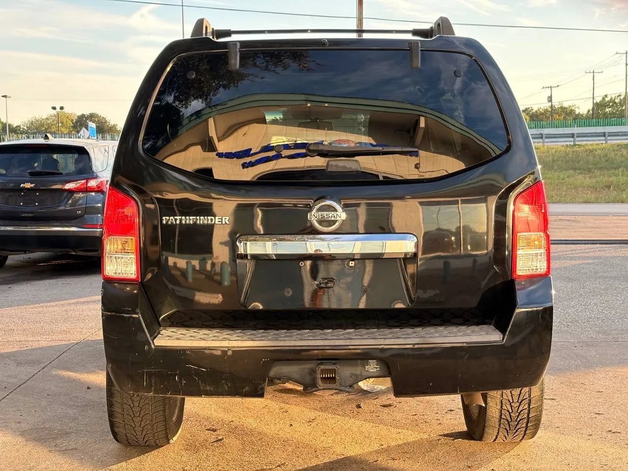 Used 2012 Nissan Pathfinder S RWD image 4
