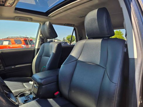 Used 2023 Toyota 4Runner 40th Anniversary SE w/ Wilderness Package (TMS) AWD/4WD image 24
