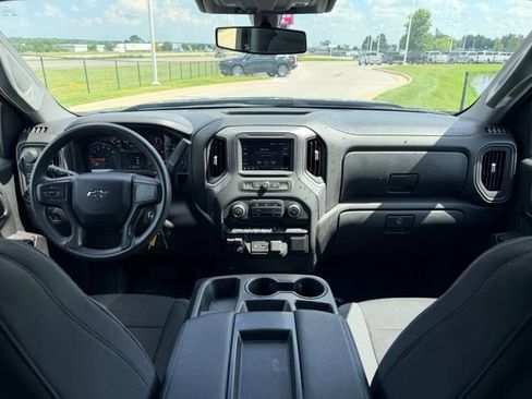 Used 2021 Chevrolet Silverado 1500 Custom Trail Boss AWD/4WD image 6