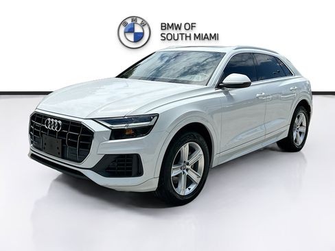 Used 2019 Audi Q8 Premium w/ Convenience Package image 3