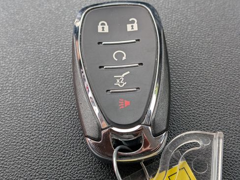 Used 2024 Chevrolet Equinox LT FWD image 34