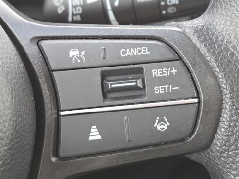Used 2024 Honda CR-V EX image 5