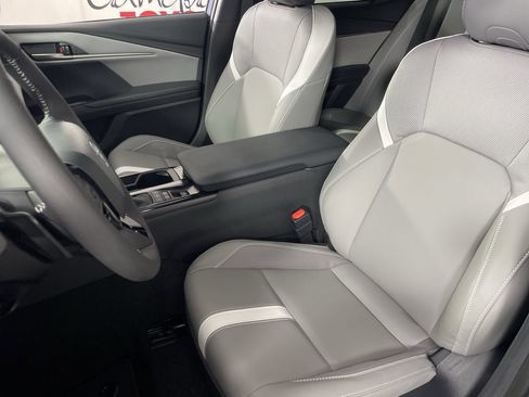 New 2026 Toyota Camry SE FWD image 18