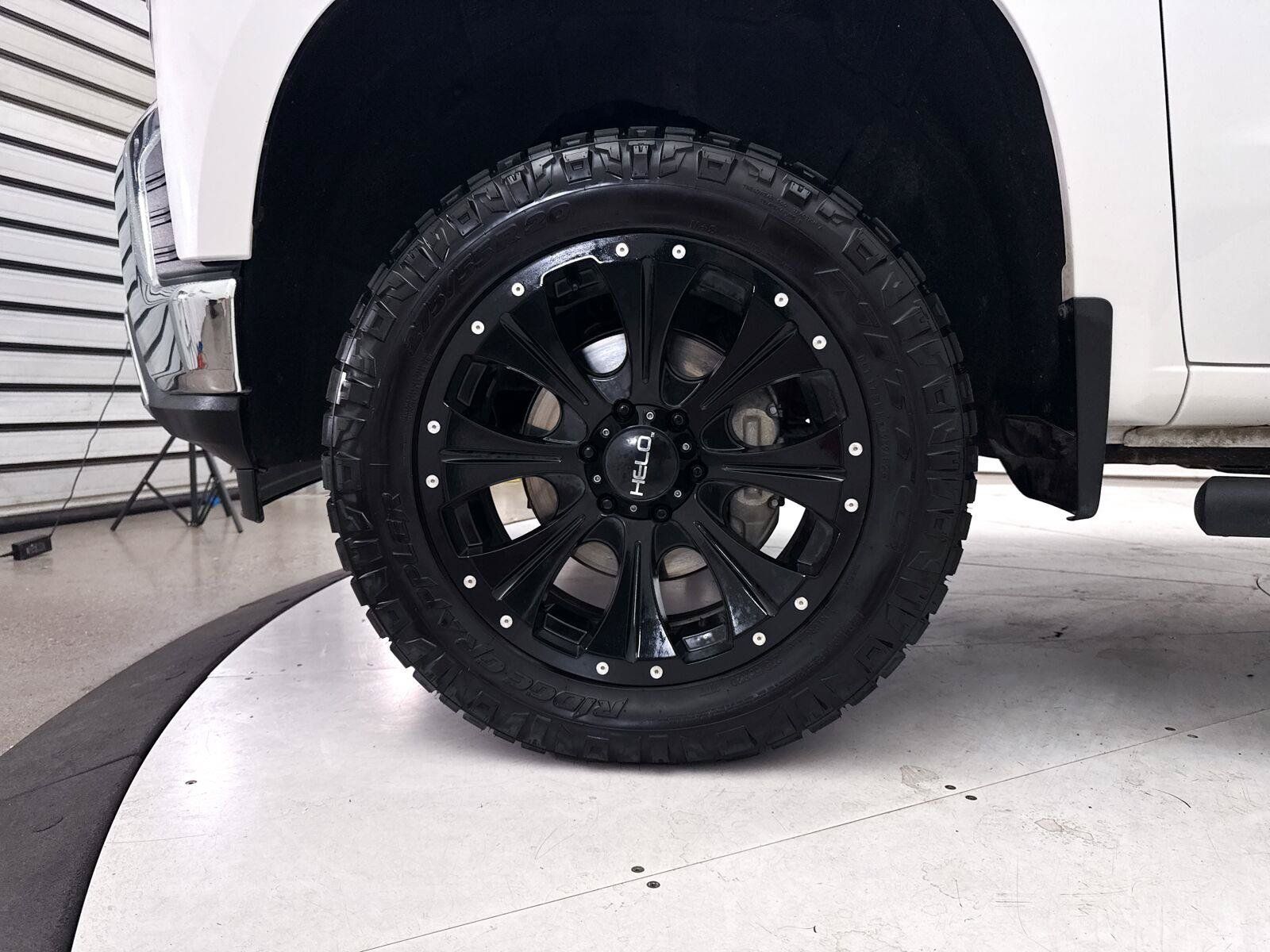 Used 2020 Chevrolet Silverado 1500 LTZ w/ LTZ Plus Package AWD/4WD image 14