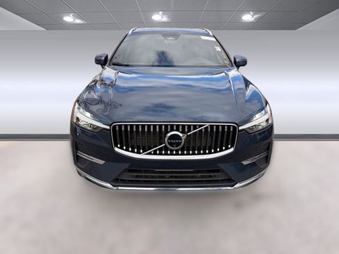 Certified 2023 Volvo XC60 B5 Ultimate w/ Protection Package Premier image 6