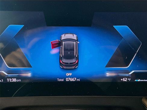 Used 2025 BMW X1 xDrive28i w/ Technology Package image 11