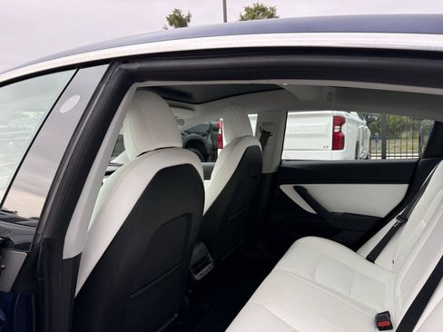 Used 2018 Tesla Model 3 Long Range AWD/4WD image 12