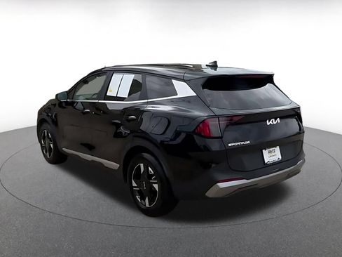 Used 2026 Kia Sportage LX FWD image 10