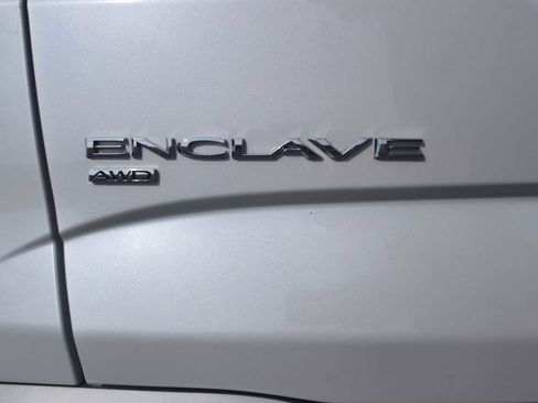Used 2023 Buick Enclave Essence w/ Experience Buick Package image 31