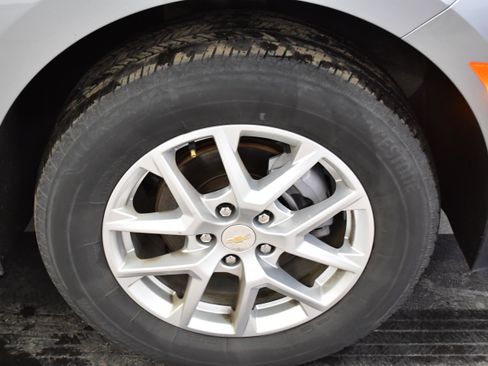 Used 2024 Chevrolet Equinox LT image 33