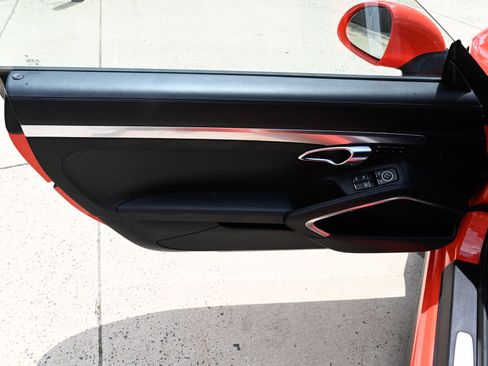 Used 2019 Porsche 911 Cabriolet image 20